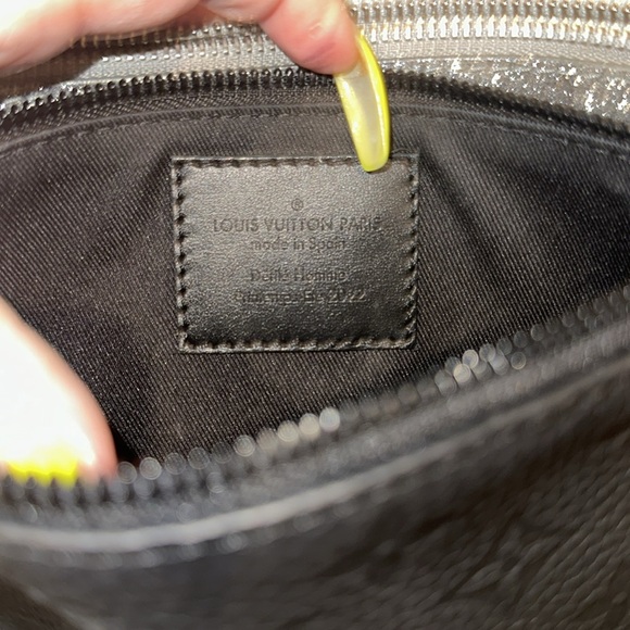 LOUIS VUITTON DamierGrister Trio pouch NM Pouch Crossbody Shoulder Bag EUC - Picture 6 of 10